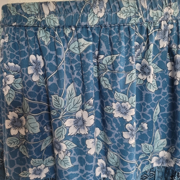🌻NWOT Coldwater Creek Blue Floral Maxi Skirt size L - Picture 3 of 13